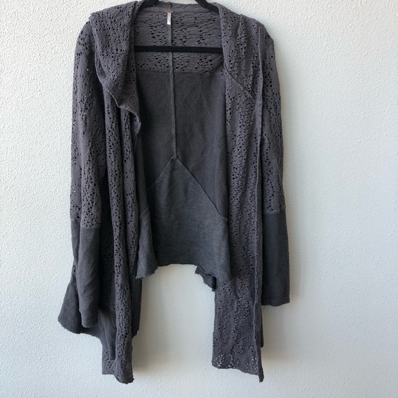 FREE PEOPLE Asymmetrical lace zip up sweater, color gray, size L - Picture 1 of 3